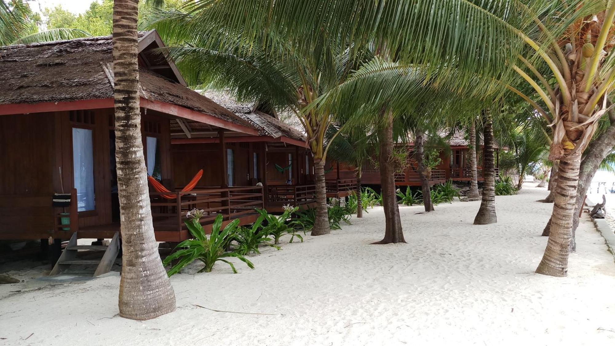 Bolilanga Island Resort - Togean Island Angkayo Exterior photo